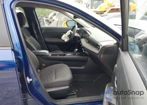 2025 Nissan Kicks Sv Intelligent Awd from USA, damaged, VIN 3N8AP6CB2SL333794